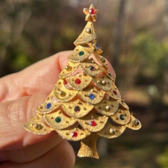 HOLIDAY🎄🎄J.J. JONETTE Brushed Gold Multi-Color Rhinestone Christmas Tree BROOC - Picture 6 of 9